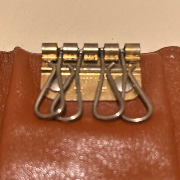 MCM Key Holder All Over Logo Print Golden Brown Leather 4 Ring Key Case - Picture 10 of 12